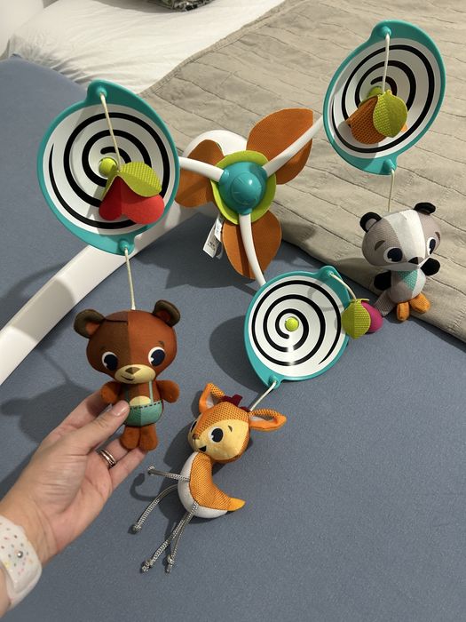 Carusel muzical bebe Tiny Love