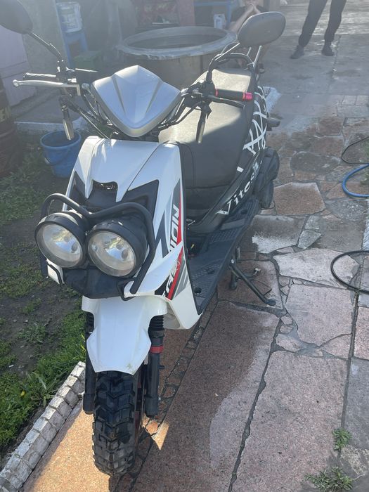 Продам мопед бумер