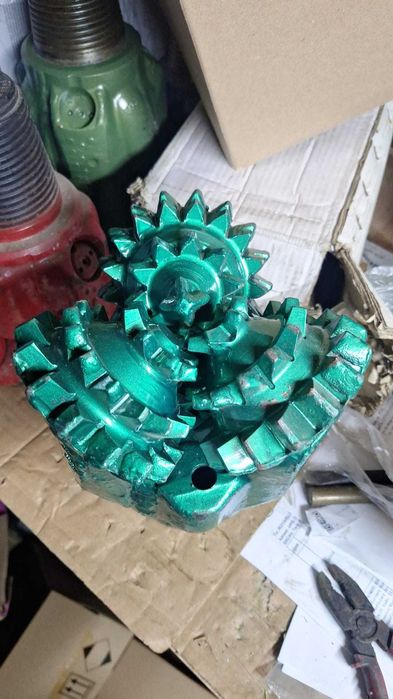 Sapa de foraj 250mm teren mediu-dur