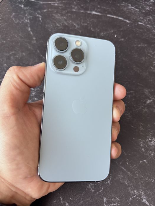 Vand Iphone 13 pro 256 gb sierra blue