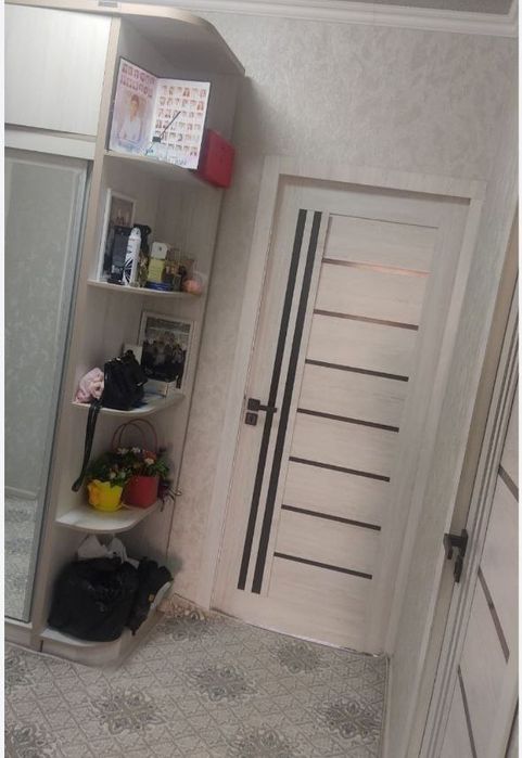Продаётся 4/5/5 Юнусабад 5 кв-л