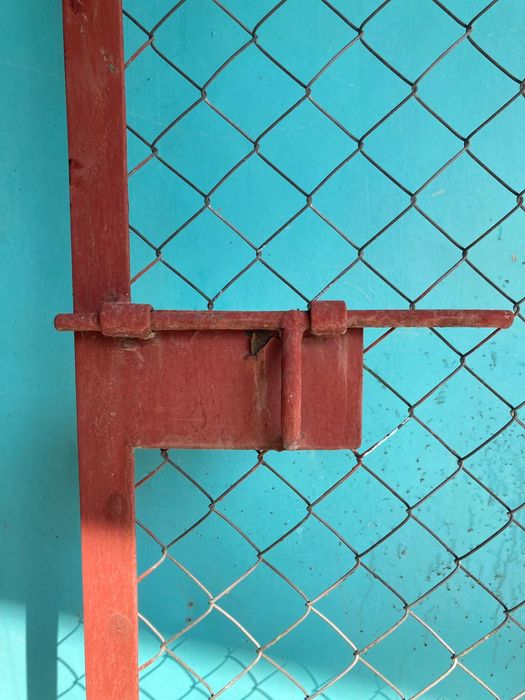 Дверь металлический для вольера