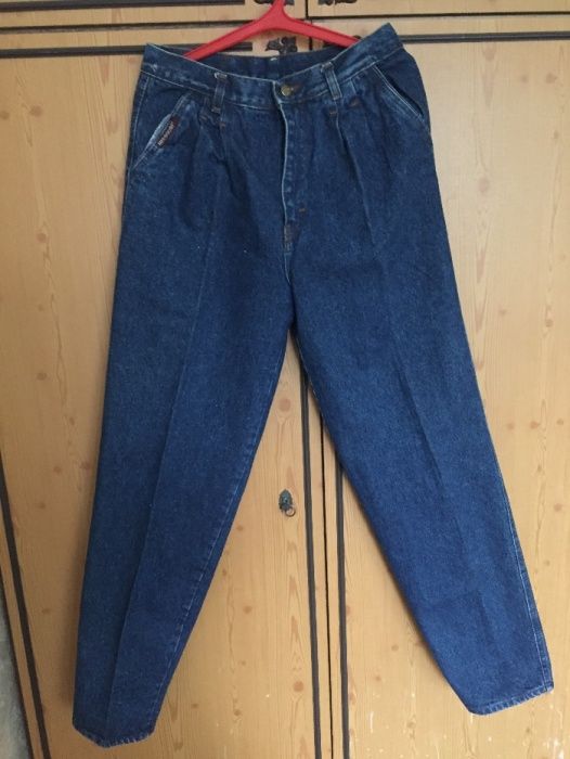 Мужские джинсы