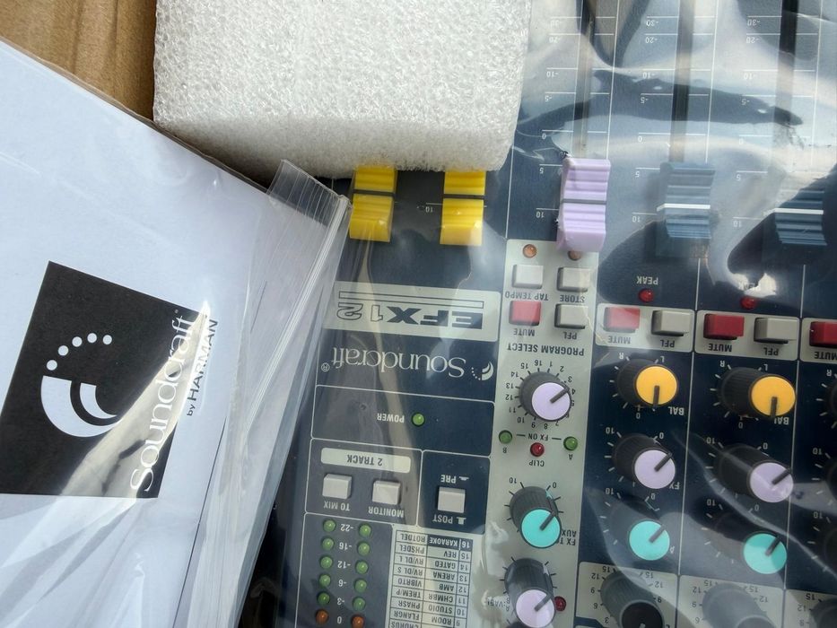 Mixer audio soundcraft EFX12