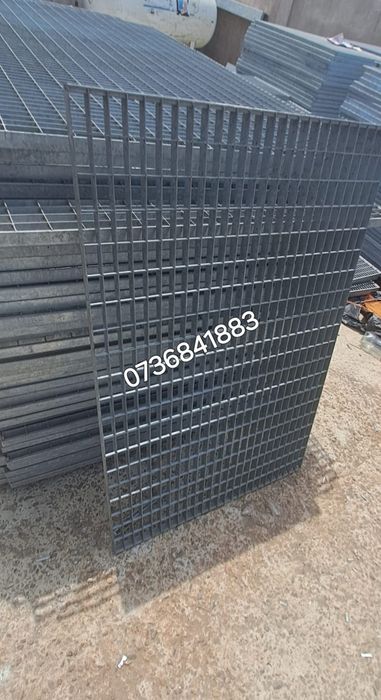 Grilaje trepte zincate 80x125