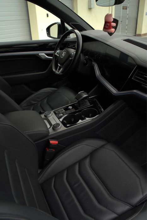 Volkswagen Touareg R-line