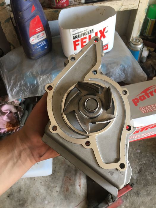 Помпа на Ауди А4