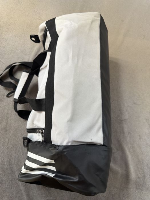 Geanta sport Adidas new noua unisex