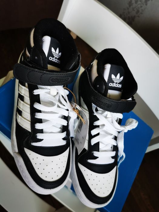 Кросовки на мальчика, на девочку Adidas