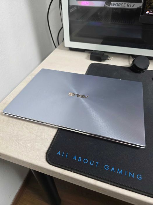 ASUS Zenbook 13 UM431D