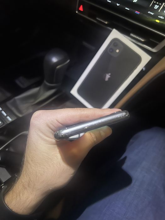 Продам IPhone 11 128gb