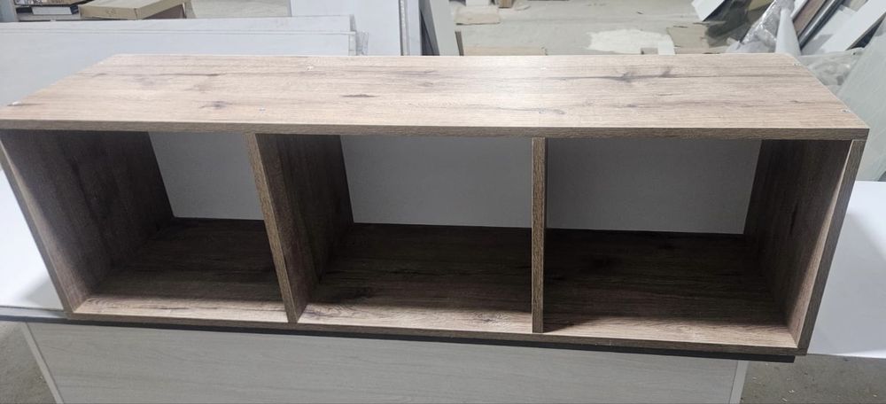 Полка настенная новая