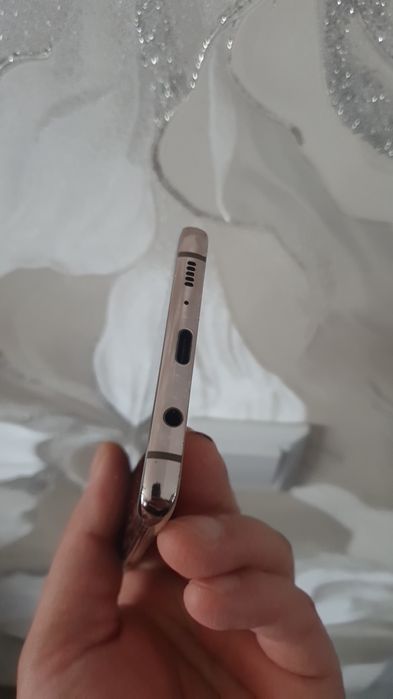 Samsung S10 5G  sotiladi