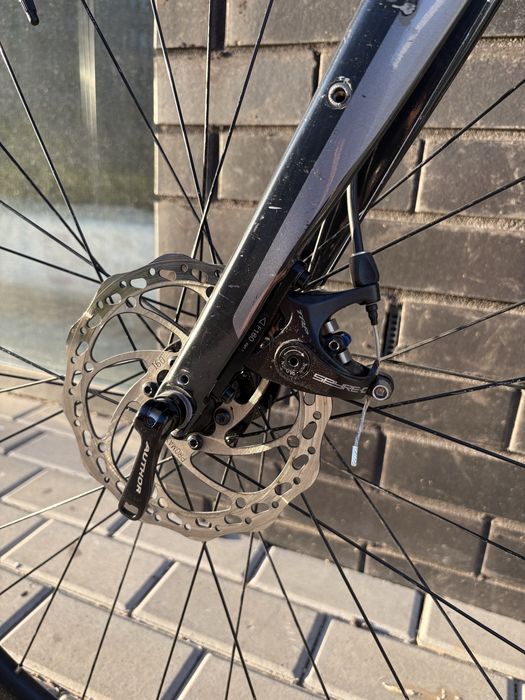 Продам велосипед Giant Anyroad 2