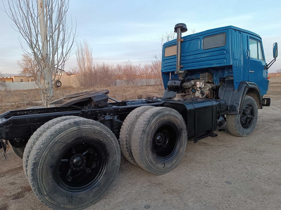 Kamaz tyagach sotiladi