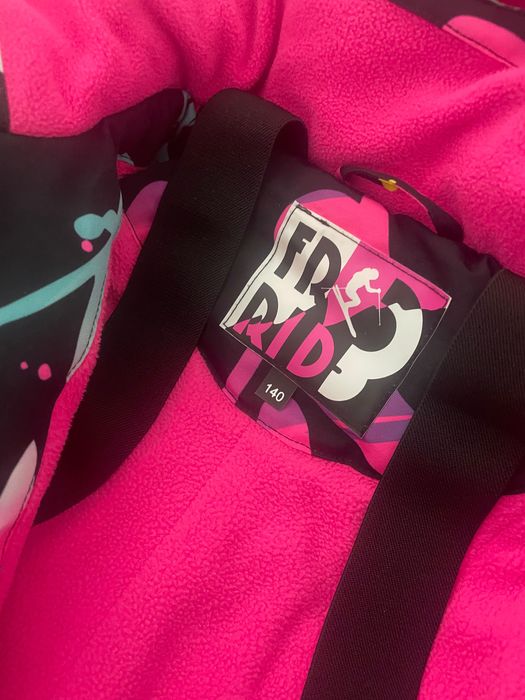 Зимний комбинезон на девочку