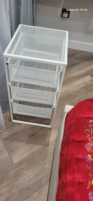 Стеллаж икея . В