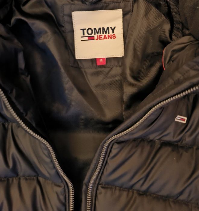 Tommy Hilfiger Пухено яке M