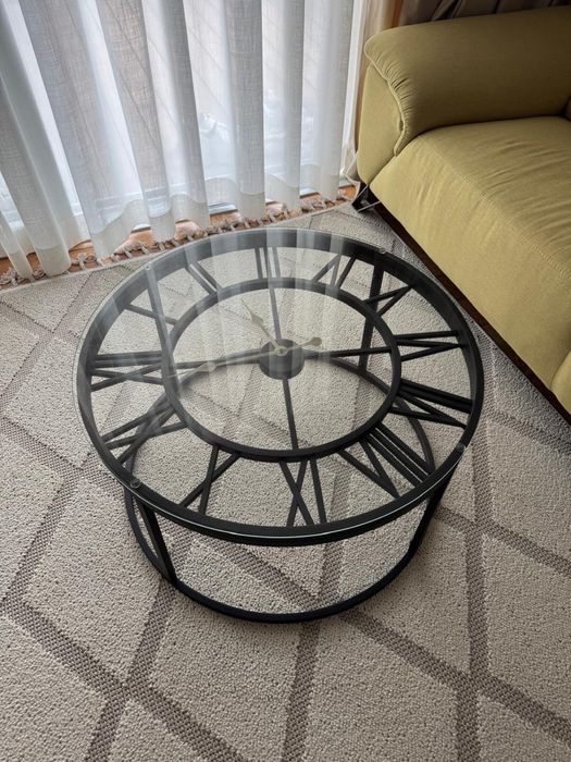 Masuta de cafea cu ceas functional