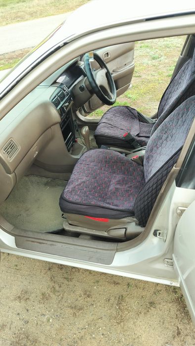 Продам  Тойота Короллу