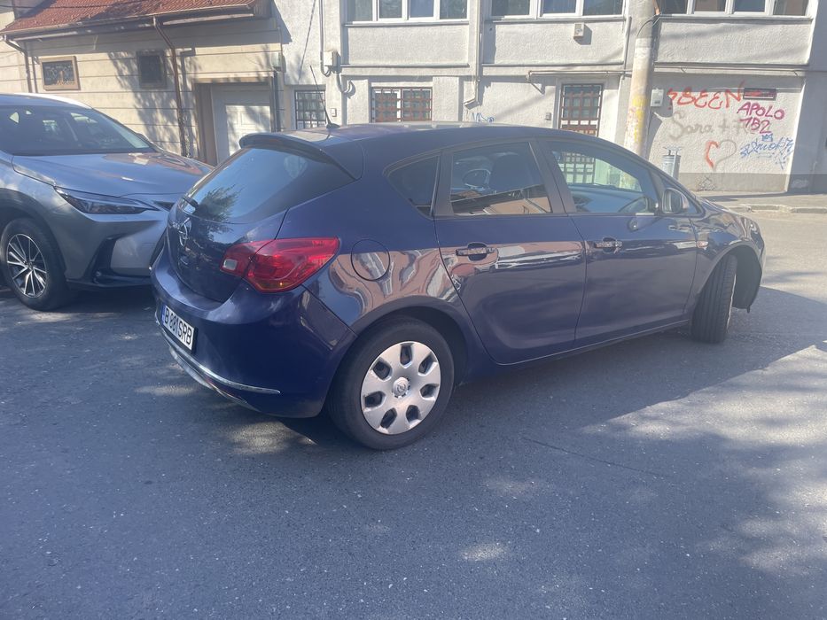 Vand opel astra j