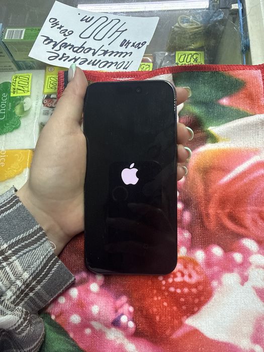 Продам айфон 15 про