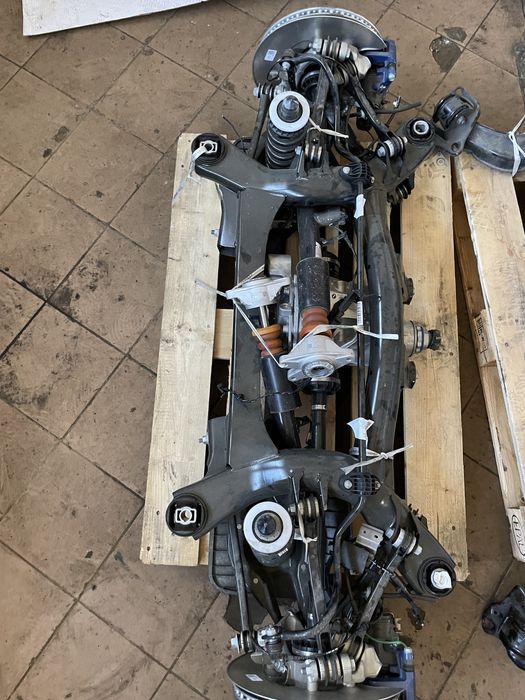 Punte spate BMW seria 3 G20 G21 planetara,etrier,grup,disc,fuzeta,brat