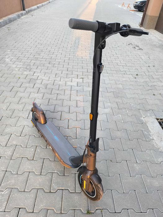 Електрическа тротинетка Ninebot