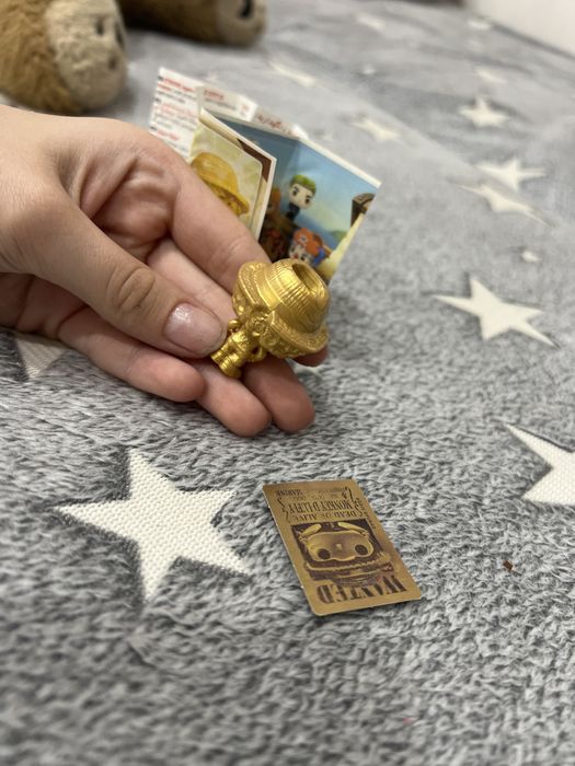 Игрушка  из киндера Джой