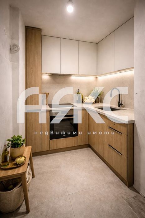 Продава се Многостаен апартамент в София, Лозенец - 128 кв.м за 1554 €/кв.м - Снимка #1