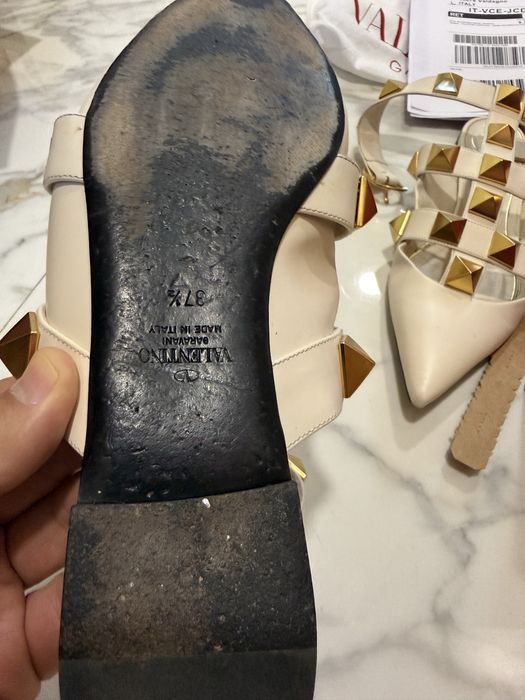 Valentino Garavani Roman Stud Ballerina  37