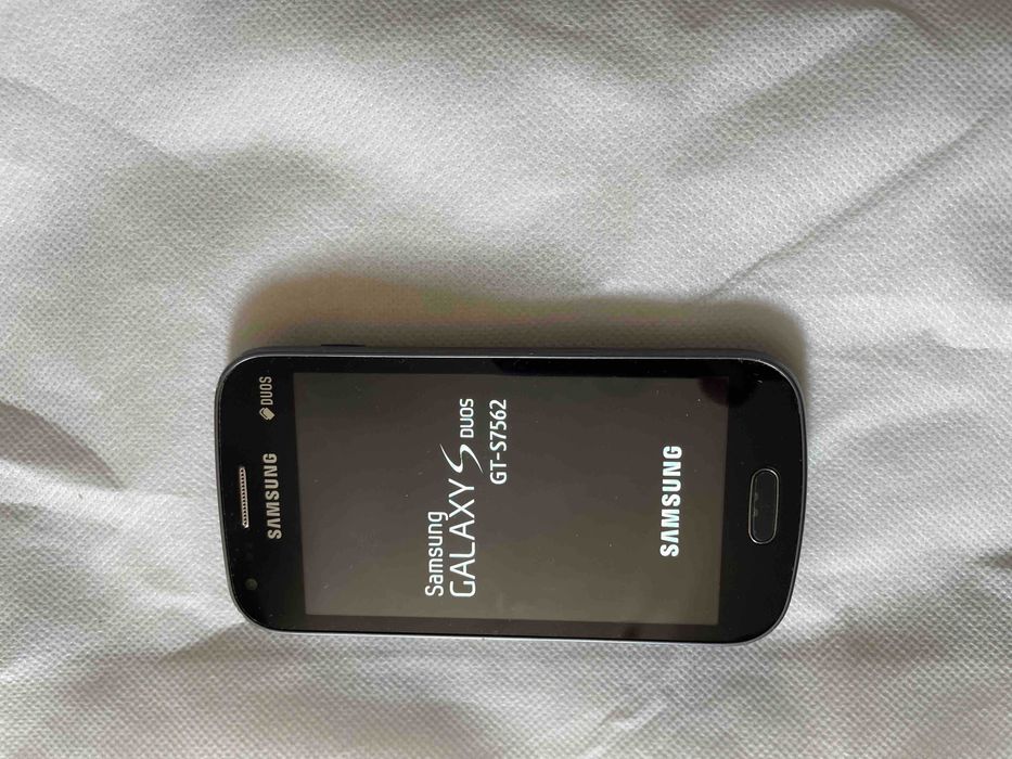 Samsung duos GT-S7562 перфектен