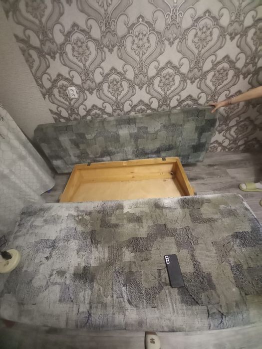 Продаю тахту  не дорого СРОЧНО!