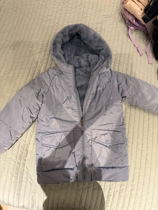 Продам детскую куртку