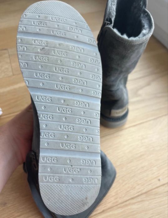 Cizme UGG Inalti