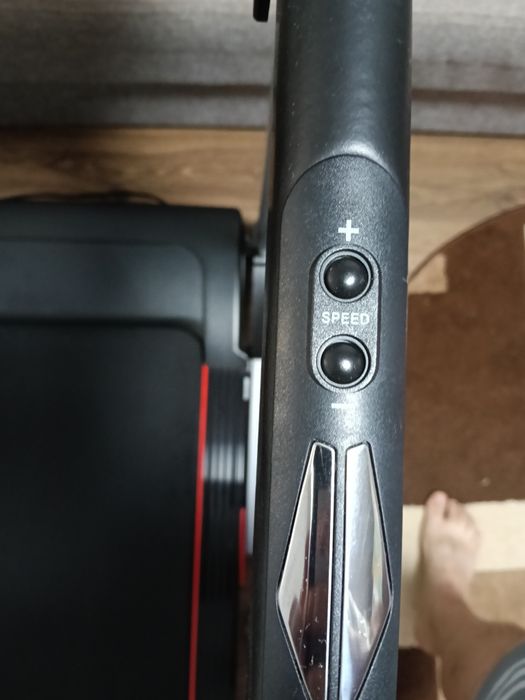 Bandă de alergare Fittronic J2000 – aproape nouă, cu garanție