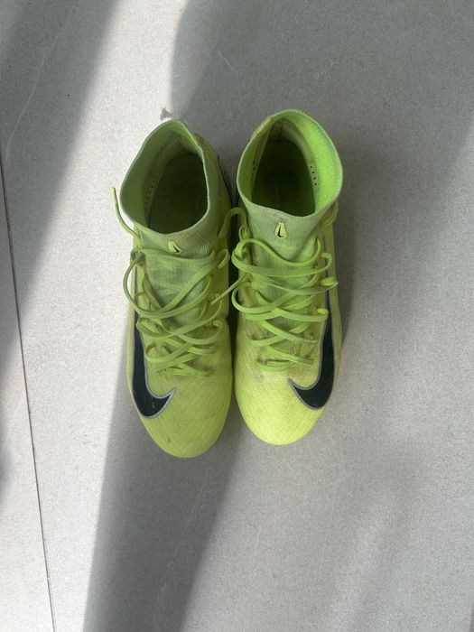 Ghete nike acc de fotbal