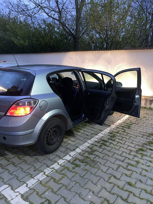 OPEL Astra 2011 — imagine 2