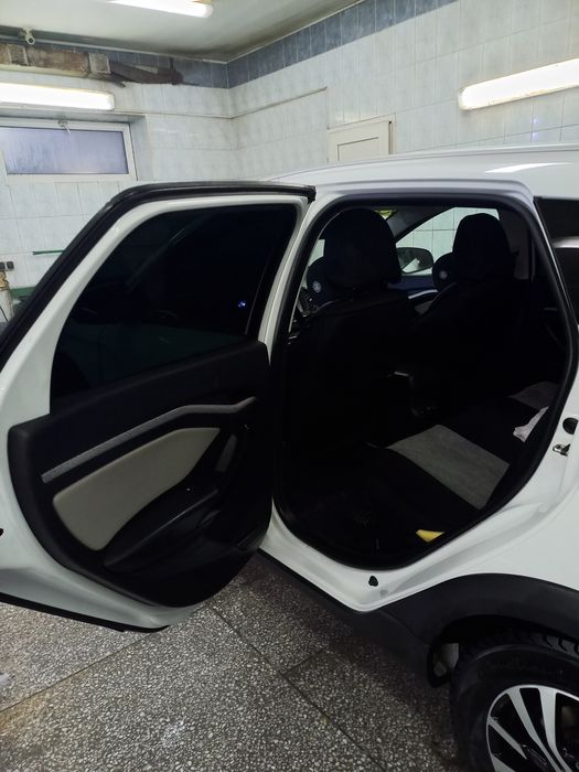 Продам машину VESTA SW CROSS