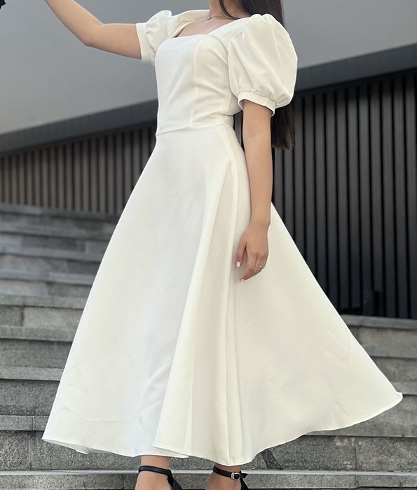 Платье белое