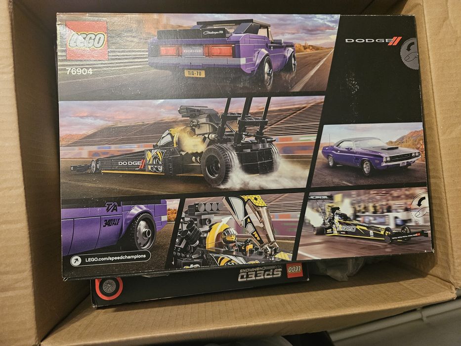 Lego Speed Champions 76904 Mopar Dodge SRT and Dodge Challenger