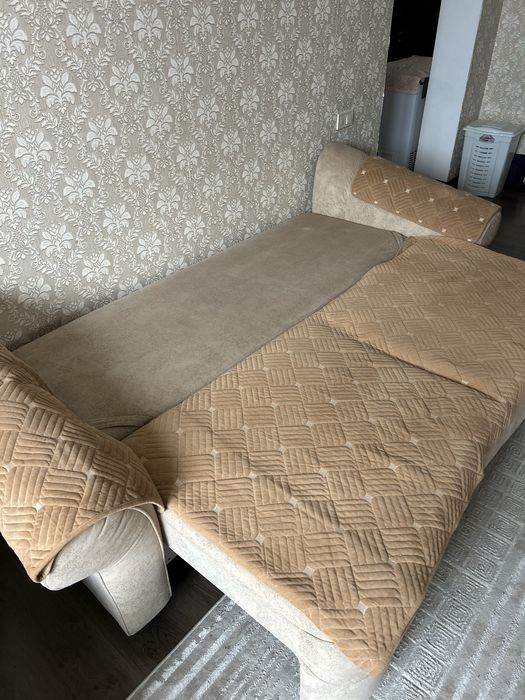 Продам диван с креслами