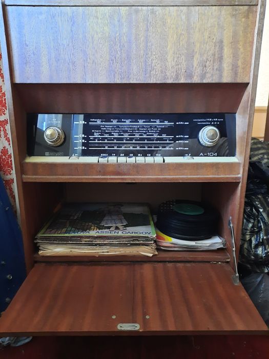 Ретро радио и грамофон