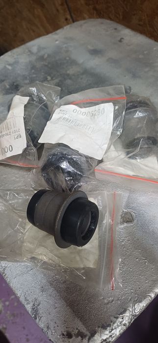 Запчасть Нива 21214.