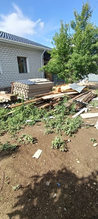 Отдам даром строй материал