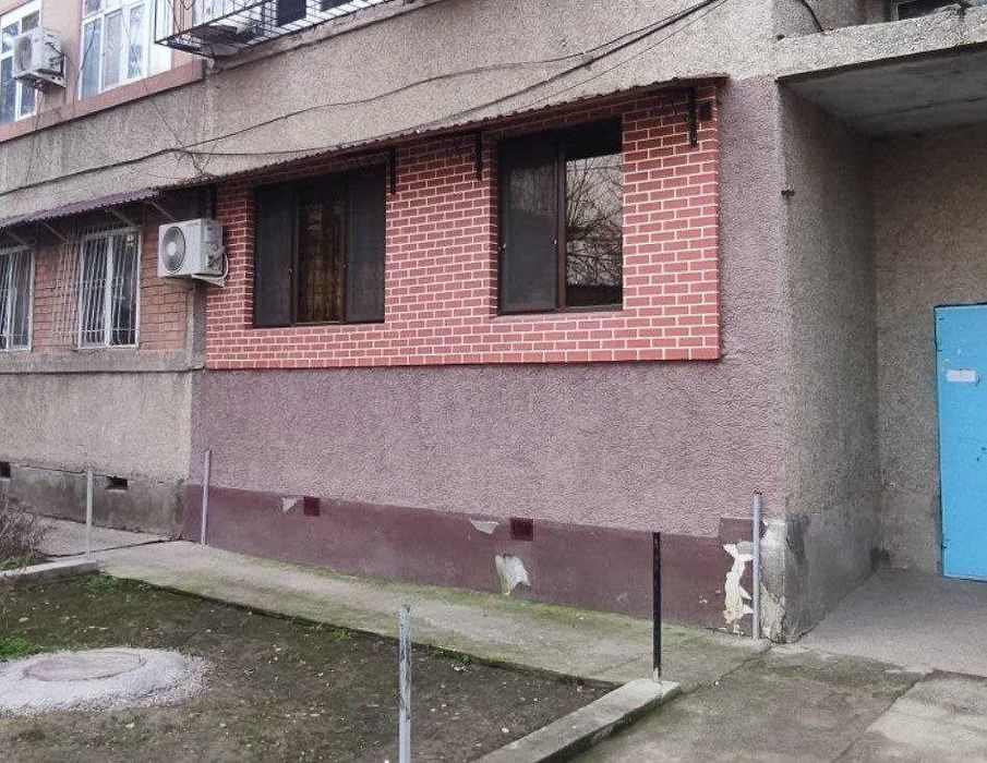 Продам квартиру 3/1/4 77 серия кирпич. Янгиабад.