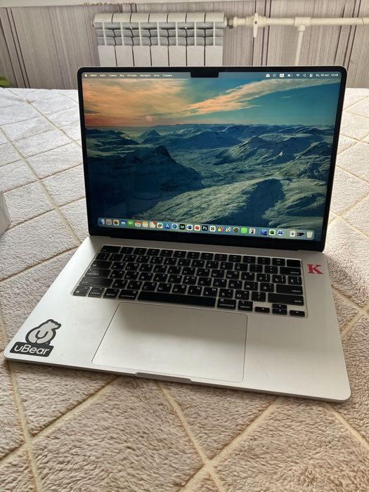 Apple MacBook Air (15″, M2, 512 ГБ)