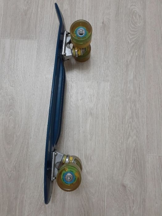 Продам пениборд в отличном состояние