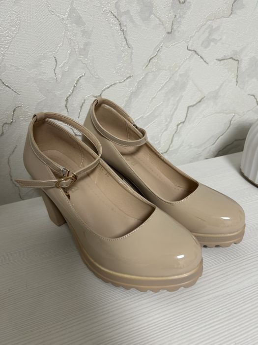 Туфли 39 размер