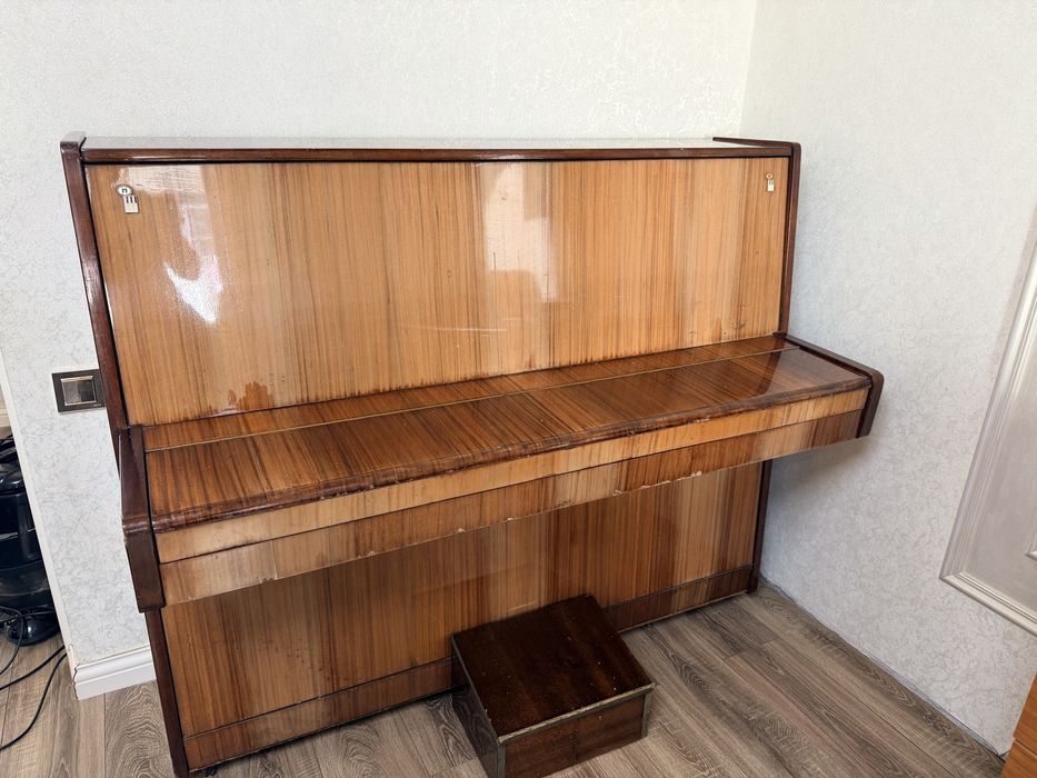 Продам фортепиано «Беларусь»